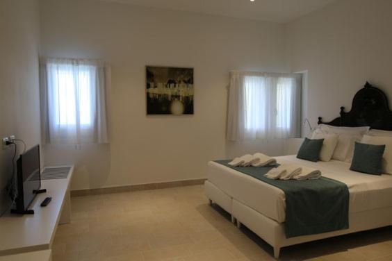 Castello Tafuri Hotel Portopalo Di Capo Passero Bagian luar foto